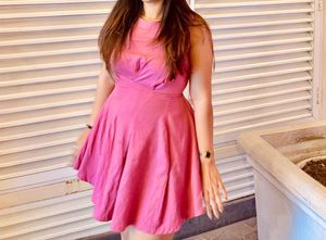 Chic Pink Sleeveless Fit & Flare Dress