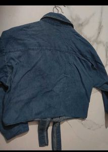 Chic Denim Tie-Front Crop Shirt