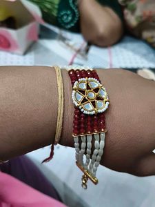 Elegant Pearl &amp; Bead Bracelet