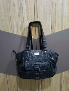 Chic Black Faux Leather Shoulder Bag