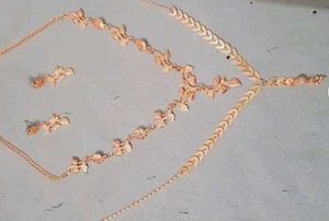 2 Gold Plated Necklace Set With Pretty Earings