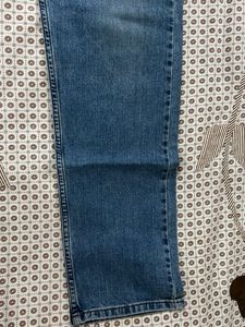 Levi’s blue jeans