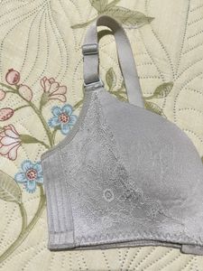 Comfortable Lace Trimmed Bra