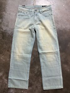 Light Wash Relaxed Fit Jeans