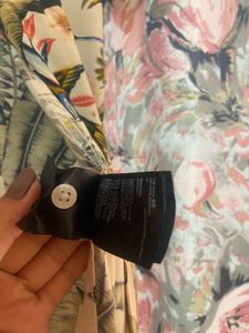Hnm pattern shirt
