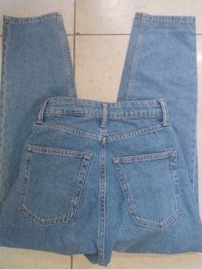 H&amp;M Ankle length Mom fit Jeans