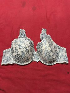 Women Plus Lace Bra 105D