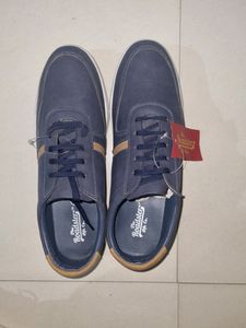 The Roadster Men Shoes. Unused. No Coins.