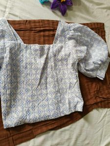 Puff Sleeve Square Neck Crop Top