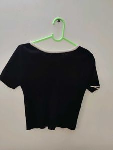 Black Cropped Ribbed Knit Top