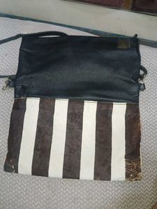 Stylish Striped Crossbody Bag