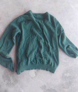 Green Knit Cardigan with Bear