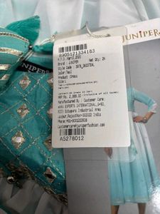 Free delivery | Dress by juniper