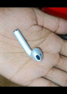 i12 TWS Wireless Earbuds