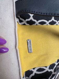 Stylish Handbag with Unique Design