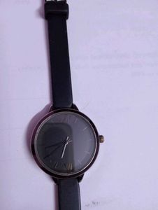 Elegant Black Wristwatch