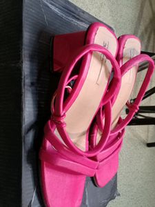 Gorgeous 😍 Rose Pink Sandal