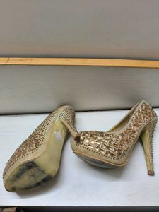 Party Wear Golden Heels