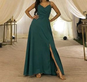 Elegant Emerald Green Maxi Dress with Free gift 🎁