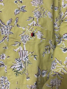 Floral Print unisex Shirt