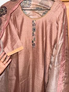 Elegant Rose Gold Kurta Set with Dupatta