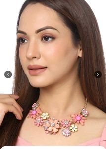 Stunning Floral Statement Necklace