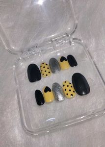 Cute Black Yellow Heart Press On Nails