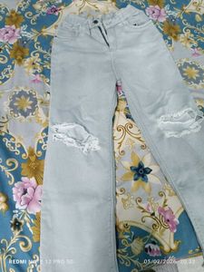 Trendy Jeans &amp; Crop top