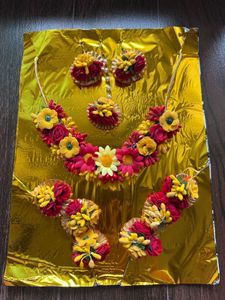 Floral Jewellery Set for Haldi/Mehendi