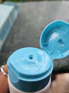 DOT &amp; KEY Ceramides &amp; Hyaluronic Moisturizer