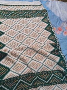 Green and White shawl