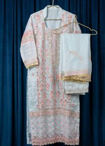 Beautiful pakastani 3 piece kurta set🌷🧿
