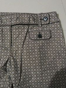 Brown Patterned "ANN TAYLOR" Capris