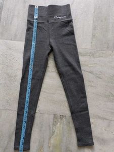 Comfortable Dark Grey Leggings