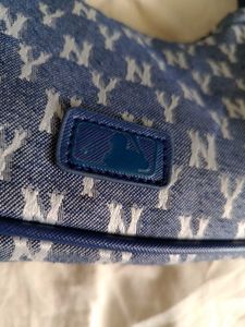 New York Yankees Mini Shoulder Bag