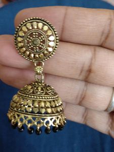 Earring