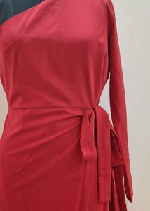 Elegant Red One-Shoulder Wrap Dress