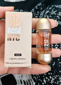 Carolina Herrera 212 Vip Rose Nyc