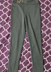 Grey jegging pant
