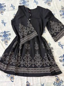 Stylish Black Printed Kurta