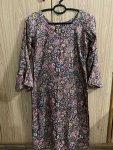 Elegant Floral Print Kurta