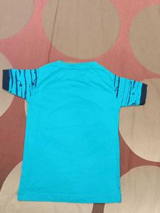 Men's Blue Graphic T-Shirt