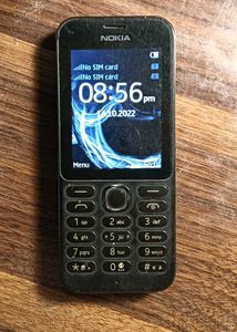 Classic Nokia Feature Phone