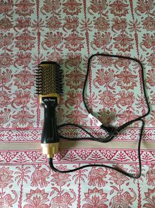 Alan Truman Hair Dryer Brush
