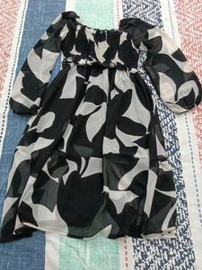 Chic Smocked Print Top/dress