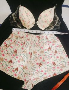 Floral Lace Trimmed Bra
