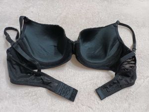 Black Lace Trim Bra