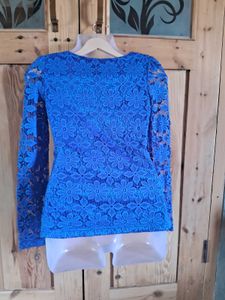 Chic Blue Lace Long Sleeve Top