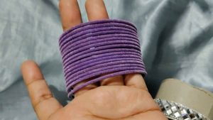 Velvet Purple &amp; Mirror Work Bangles Set