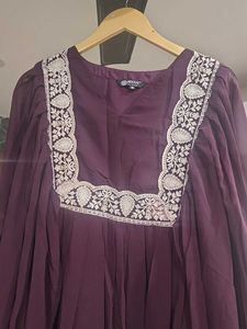 Elegant Embroidered Kurta